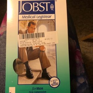 Men compression socks.  5 pairs black